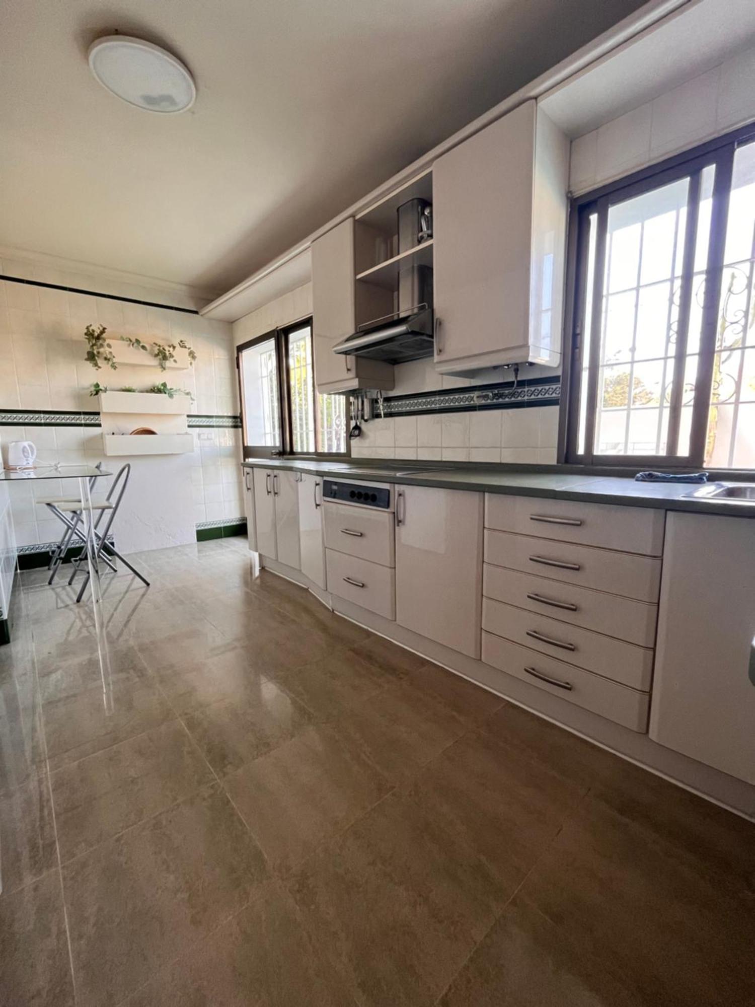 Apartamento En Monte Gibralfaro Piscina Compartida Malaga Exterior photo