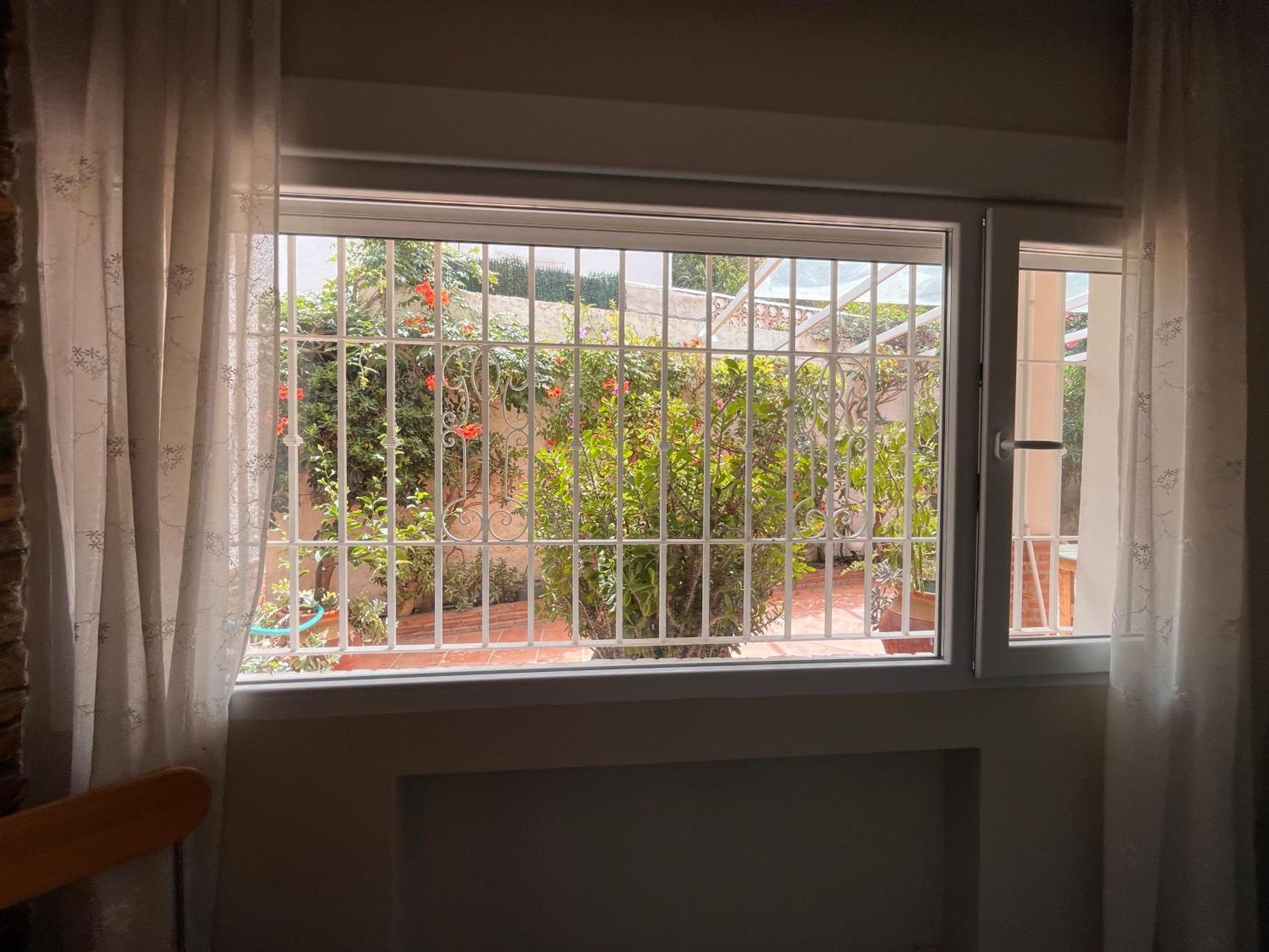 Apartamento En Monte Gibralfaro Piscina Compartida Malaga Exterior photo